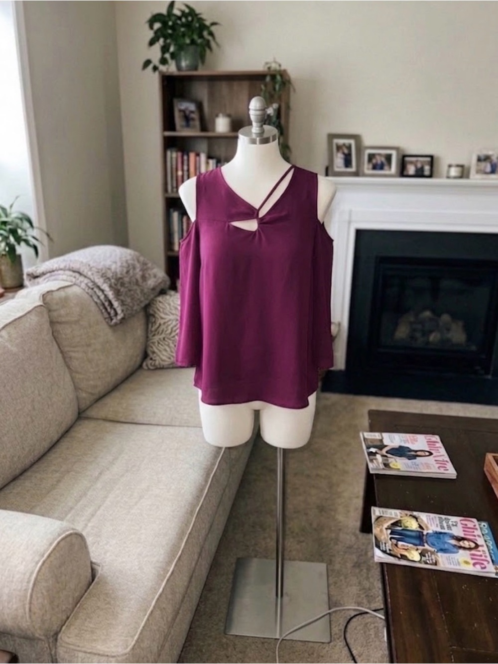 Cold-Shoulder V-Neck Blouse in Plum
